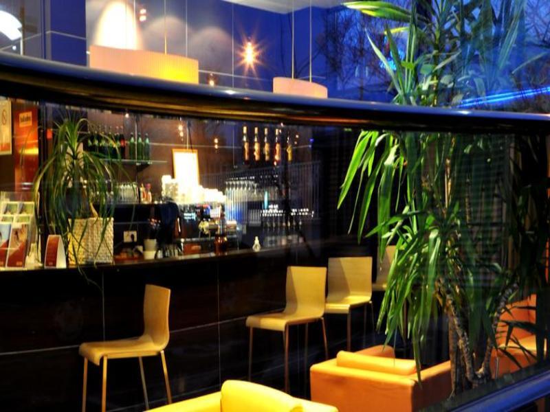 Отель Ibis Styles Paris Женвилье Экстерьер фото